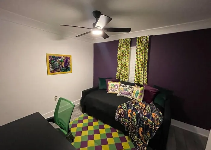 Mardigras Modern 4Bedrm Home Wi-Fi Free Parking